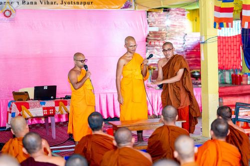 ภาพ No.187348:Photo Story มหัศจรรย์อินเดีย บรรพชาเณร 500 รูป EP.1 โครงการบรรพชาสามเณร 500 รูป  ณ วัดสัทธนารามา บานาวิหาร รัฐอรุนาจาล ประเทศอินเดีย ตั้งแต่วันที่ 28 พฤศจิกายน พ.ศ. 2567