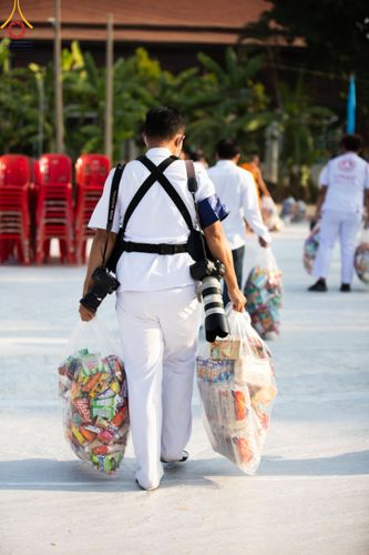 ภาพ No.115789:V.15 สามัคคี การเตรียมงาน เก็บงาน การรับบุญของเจ้าหน้าที่หน่วยงานต่างๆ เพื่อโครงการธรรมยาตรา กตัญญูบูชามหาปูชนียาจารย์ พระมงคลเทพมุนี (สด จนฺทสโร) พระผู้ปราบมาร อนุสรณ์สถาน 7 แห่ง ปีที่ 12 ระหว่างวันที่ 2 - 31 มกราคม พ.ศ.2567