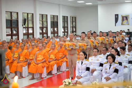 ภาพ No.262494:วันที่ 30 ตุลาคม พ.ศ. 2568 พสกนิกรอำเภอคลองหลวง จัดพิธีบำเพ็ญกุศลสัตตมวาร ถวายพระราชกุศลแด่สมเด็จพระพันปีหลวง ณ วัดพระธรรมกาย