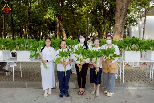 ภาพ No.233159:วันที่ 11 กรกฏาคม พ.ศ. 2568 พิธีอธิษฐานพรรษา ของคณะสงฆ์ ณ โบสถ์พระไตรปิฎก วัดพระธรรมกาย ต.คลองสาม อ.คลองหลวง จ.ปทุมธานี