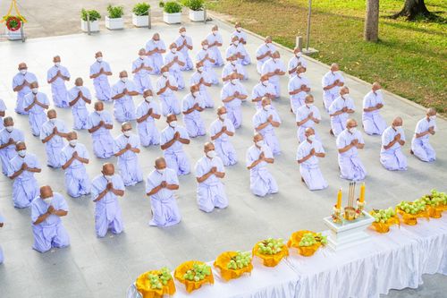 ภาพ No.141347:พิธีบรรพชาอุปสมบท โครงการอุปสมบทหมู่รุ่นผู้บริหาร รุ่นที่ 14 โครงการอุปสมบทหมู่ธรรมทายาท ระดับอุดมศึกษา รุ่นที่ 51 ภาคฤดูฝน ณ โบสถ์พระไตรปิฎก วัดพระธรรมกาย ในวันเสาร์ที่ 15 มิถุนายน พ.ศ. 2567