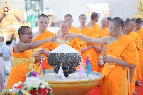 ภาพ No.198511:งานบุญล้านนา พิธีถวายสังฆทาน ตานข้าวใหม่,  พิธีทอดผ้าป่าบำรุงธุดงคสถานล้านนา,  พิธีถวายเครื่องเสียง เพื่อใช้ในงานพระพุทธศาสนา,  พิธีถวายรัตนบุปผา บูชาพระรัตนตรัย,  พิธีถวายภัตตาหารเป็นสังฆทาน วันอาทิตย์ที่ 19 มกราคม พุทธศักราช 2568  ณ ธุดงคสถานล้านนา