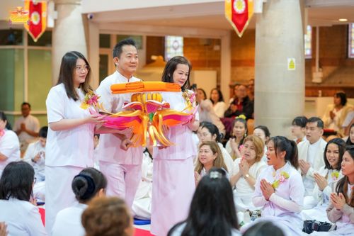 ภาพ No.169402:พิธีทอดกฐินสามัคคี เพื่อสนับสนุนการเผยแผ่พระพุทธศาสนาวิชชาธรรมกาย ณ วัดพระธรรมกายลอนดอน สหราชอาณาจักร วันอาทิตย์ที่ 20 ตุลาคม พ.ศ. 2567