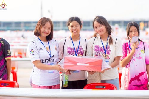 ภาพ No.225070:วันที่ 20 - 27 เมษายน พ.ศ. 2568 "ภาพแห่งความปลื้มที่ไม่มีวันจบ" คณะสงฆ์สามเณร เจ้าหน้าที่ และสาธุชน ร่วมแรงร่วมใจกันเตรียมงานและเก็บงาน เพื่อวันคุ้มครองโลก พิธีถวายมหาสังฆทานคณะสงฆ์ 40,000 กว่าวัดทั่วประเทศ