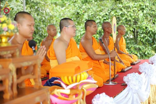 ภาพ No.181833:พิธีทอดกฐินสามัคคี เพื่อสร้างหอฉันคุณยายอาจารย์ฯ วันอาทิตย์ที่ 27 ตุลาคม พ.ศ. 2567 ณ ศูนย์ปฏิบัติธรรมนานาชาติสะเดา อ.สะเดา จ.สงขลา