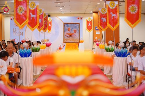 ภาพ No.173874:พิธีทอดกฐิน วัดภาวนาปีนัง ประเทศมาเลเซีย วันที่ 31 ตุลาคม พ.ศ. 2567