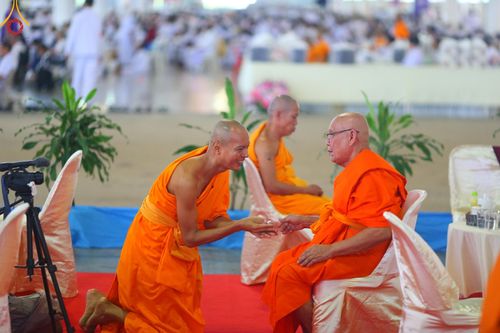 ภาพ No.147994:V.43 ภาพเตรียมงาน ปฎิบัติงาน ของเจ้าหน้าที่ อาสาสมัคร ทุกสถานะ เพื่อความสำเร็จ ในงานวันสมาธิโลก วันอาทิตย์ที่ 4 สิงหาคม พ.ศ.2567