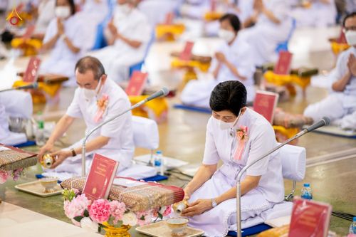 ภาพ No.80535:พิธีถวายทุนสนับสนุนการสร้าง พระไตรปิฎกฉบับธรรมชัย วันเสาร์ที่ 29 เมษายน พ.ศ. 2566 ณ สภาธรรมกายสากล วัดพระธรรมกาย