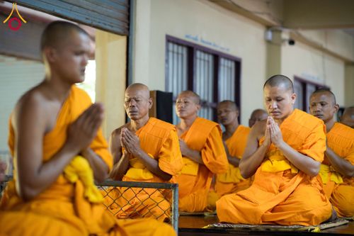 ภาพ No.196598:พิธีทอดผ้าป่าทำนุบำรุงศาสนสถาน ณ วัดไทยเจริญ ตำบลบางขุนกอง อำเภอบางกรวย จังหวัดนนทบุรี  ในโครงการธรรมยาตรา กตัญญูบูชา มหาปูชนียาจารย์ พระมงคลเทพมุนี(สด จนฺทสโร) พระผู้ปราบมาร อนุสรณ์สถาน 7 แห่ง ปีที่ 13 วันที่ 17 มกราคม พ.ศ. 2568