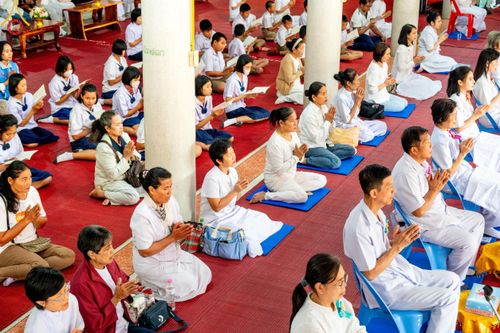 ภาพ No.189734:พิธีทอดผ้าป่าทำนุบำรุงศาสนสถาน ในโครงการธรรมยาตรา กตัญญูบูชา มหาปูชนียาจารย์ พระมงคลเทพมุนี(สด จนฺทสโร) พระผู้ปราบมาร อนุสรณ์สถาน 7 แห่ง ปีที่ 13 ณ วัดใหม่พิบูลย์ผล ต.บางเลน อ.สองพี่น้อง จ.สุพรรณบุรี วันที่ 5 มกราคม พ.ศ. 2568