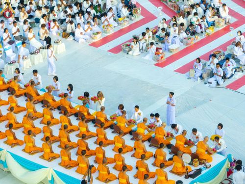 ภาพ No.192971:พิธีตักบาตรพระธรรมยาตรา ณ อนุสรณ์สถานคลองบางนางแท่น อ.สามพราน จ.นครปฐม ในโครงการธรรมยาตรา กตัญญูบูชา มหาปูชนียาจารย์ พระมงคลเทพมุนี(สด จนฺทสโร) พระผู้ปราบมาร อนุสรณ์สถาน 7 แห่ง ปีที่ 13 วันที่ 11 มกราคม พ.ศ.2568