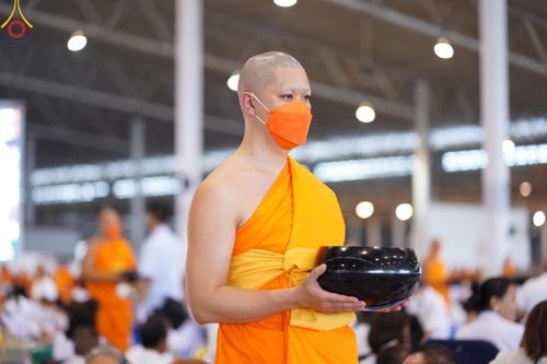 ภาพ No.124439:พิธีตักบาตรในวันมาฆบูชา ณ บ้านแก้วเรือนทองคุณยายฯ วัดพระธรรมกาย จ.ปทุมธานี วันเสาร์ที่ 24 กุมภาพันธ์ พ.ศ. 2567