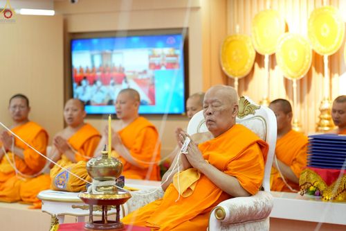 ภาพ No.233696:วันอาทิตย์ที่ 6 กรกฎาคม พ.ศ.2568 พิธีสมโภช 15 ปี วัดพระธรรมกายเกาลูน และพิธีมุทิตาสักการะเปรียญธรรม 9 ประโยค ณ วัดพระธรรมกายเกาลูน เขตปกครองพิเศษฮ่องกง สาธารณรัฐประชาชนจีน