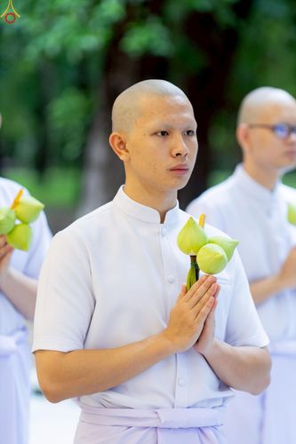 ภาพ No.228873:วันเสาร์ที่ 14 มิถุนายน พ.ศ. 2568 พิธีเวียนประทักษิณ , พิธีขอขมารับผ้าไตร ในโครงการบรรพชาอุปสมบทหมู่ ผู้บริหารรุ่นที่ 15 และ อุดมศึกษา รุ่นที่ 52 ณ โบสถ์พระไตรปิฎก วัดพระธรรมกาย