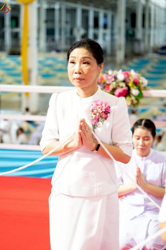 ภาพ No.235585:วันอาทิตย์ที่ 27 กรกฎาคม พ.ศ. 2568 พิธีจุดเทียนใจ ไฟนิรันด์ อนันตชัย ณ วัดพระธรรมกาย จ.ปทุมธานี