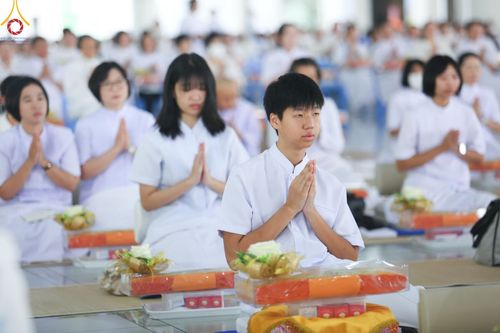 ภาพ No.162146:พิธีถวายภัตตาหารเมนูสวรรค์ เนื่องในวันออกพรรษา (ขึ้น 15 ค่ำ เดือน 11) วันพฤหัสบดีที่ 17 ตุลาคม พ.ศ. 2567 ณ หอฉันคุณยายอาจารย์ฯ วัดพระธรรมกาย