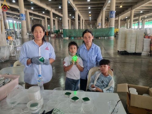 ภาพ No.61357:V.36 ทุ่มเทเพื่อพ่อ 80 ปี ภาพการเตรียมงานของหน่วยงานต่างๆ เพื่อพิธีฉลองอายุวัฒนมงคล 80 ปี หลวงพ่อธัมมชโย และรับถวายมหาสังฆทาน 10,000 กว่าวัดทั่วประเทศ ในวันคุ้มครองโลก จันทร์ที่ 22 เมษายน พ.ศ.2567