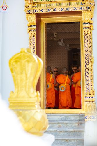 ภาพ No.184650:โครงการบรรพชาอุปสมบทหมู่ บูชาธรรมมหาปูชนียาจารย์ ณ วัดพระพุทธบาท ราชวรมหาวิหาร ต.ขุนโขลน อ.พระพุทธบาท จ.สระบุรี  วันที่ 8 ธันวาคม พ.ศ. 2567