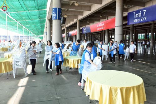 ภาพ No.218636:วันพฤหัสบดีที่ 17 เมษายน พ.ศ. 2568 การเตรียมงานในลานธรรม , สภาธรรมกายสากล , วิหารคด  เพื่องานวันคุ้มครองโลก 22 เมษายน พ.ศ. 2568