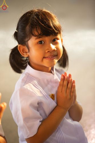 ภาพ No.123033:พิธีตักบาตร และพิธีบูชาข้าวพระ ในวันอาทิตย์ต้นเดือนที่ 4 กุมภาพันธ์ พ.ศ. 2567 ณ วัดพระธรรมกาย จ.ปทุมธานี