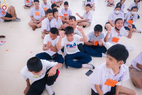 ภาพ No.104594:วันรวมพลังเด็กดี V-Star ผู้นำฟื้นฟูศีลธรรมโลก จังหวัดปราจีนบุรี ณ ธุดงคสถานปราจีนบุรี วันที่ 24 ธันวาคม พ.ศ. 2566