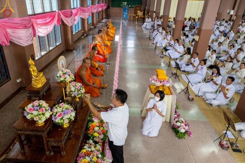 ภาพ No.189902:พิธีทอดผ้าป่าทำนุบำรุงศาสนสถาน ณ วัดอัมพวัน ต.สองพี่น้อง อ.สองพี่น้อง จ.สุพรรณบุรี ในโครงการธรรมยาตรา กตัญญูบูชา มหาปูชนียาจารย์ พระมงคลเทพมุนี(สด จนฺทสโร) พระผู้ปราบมาร อนุสรณ์สถาน 7 แห่ง ปีที่ 13 วันที่ 5 มกราคม พ.ศ. 2568