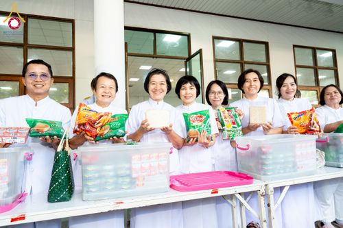 ภาพ No.237653:พิธีเจริญพระพุทธมนต์ ปฏิบัติธรรมเจริญสมาธิภาวนา และทำบุญตักบาตร ถวายพระราชกุศล เนื่องในโอกาสวันเฉลิมพระชนมพรรษา สมเด็จพระนางเจ้าสิริกิติ์ พระบรมราชินีนาถ พระบรมราชชนนีพันปีหลวง วันอังคารที่ 12 สิงหาคม พ.ศ. 2568  ณ อาคารปลูกศรัทธา 2 วัดพระธรรมกาย 