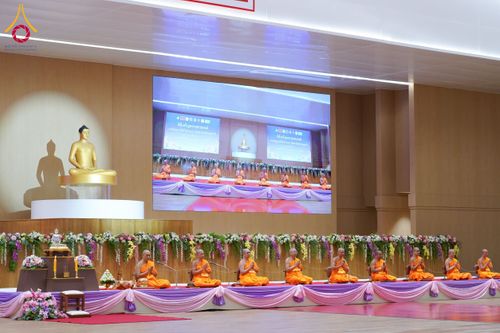 ภาพ No.196060:ผู้ว่าปทุมฯ เปิดงานวันครู ครั้งที่ 69 พ.ศ. 2568 จังหวัดปทุมธานี “เรียนดี มีความสุข : ครูไทยร่วมใจปฏิวัติการศึกษา เด็กฉลาดคิด ฉลาดทำ” ณ วัดพระธรรมกาย - รวมใจระลึกถึงพระคุณบูรพาจารย์ ยกย่องเชิดชูเกียรติผู้ประกอบวิชาชีพทางการศึกษาที่ประกอบคุณงามความดี 