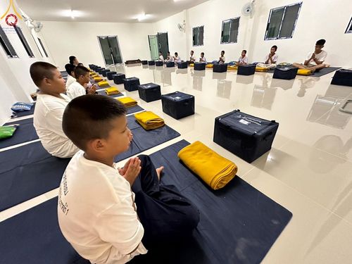 ภาพ No.133269:กิจวัตรกิจกรรมการฝึกตัวก่อนบวช และพิธีตัดปอยผมธรรมทายาท ณ ศูนย์ปฏิบัติธรรมและอบรมเยาวชนเมืองยะลา วันที่ 1-2 เมษายน พ.ศ. 2567