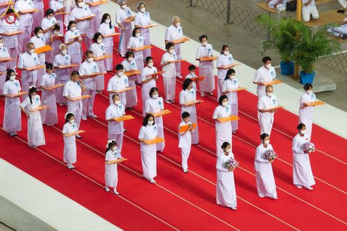 ภาพ No.99803:พิธีทอดผ้าป่า ต้นสมบัติจักรพรรดิ ในวันอาทิตย์ที่ 3 ธันวาคม พ.ศ. 2566 ณ สภาธรรมกายสากล วัดพระธรรมกาย จ.ปทุมธานี