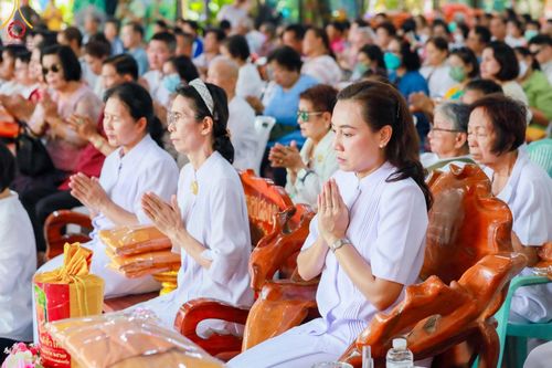 ภาพ No.163340:โครงการกฐินสามัคคีทั่วไทย 30,000 วัด บูชาธรรม 80 ปี หลวงพ่อธัมมชโย โดย คณะศิษยานุศิษย์วัดพระธรรมกาย ณ วัดโสภณาราม อ.ลำลูกกา จ.ปทุมธานี วันที่ 19 ตุลาคม พ.ศ. 2567