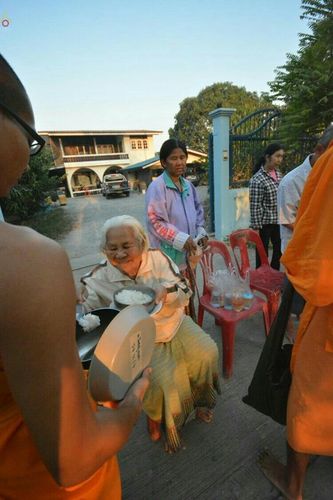 ภาพ No.20412:ธรรมยาตราฯ ปีที่ 5 วันอังคารที่ 5 มกราคม พ.ศ. 2559