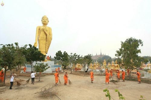 ภาพ No.20726:ธรรมยาตราฯ ปีที่ 5 วันศุกร์ที่ 8 มกราคม พ.ศ. 2559