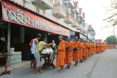 ภาพ No.20739:ธรรมยาตราฯ ปีที่ 5 วันศุกร์ที่ 8 มกราคม พ.ศ. 2559