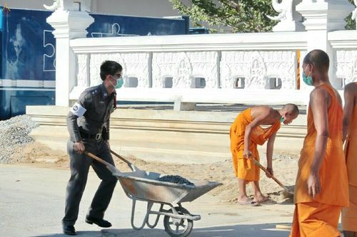 ภาพ No.21473:ธรรมยาตราฯ ปีที่ 5 วันพฤหัสบดีที่ 14 มกราคม พ.ศ. 2559