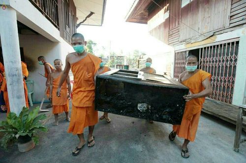 ภาพ No.21673:ธรรมยาตราฯ ปีที่ 5 วันพฤหัสบดีที่ 14 มกราคม พ.ศ. 2559