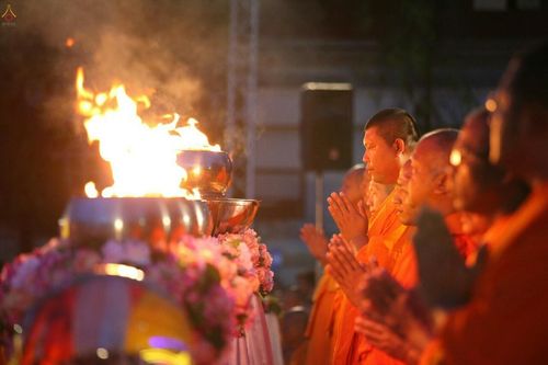 ภาพ No.21851:ธรรมยาตราฯ ปีที่ 5 วันเสาร์ที่ 16 มกราคม พ.ศ. 2559