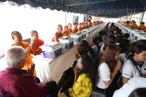 ภาพ No.29606:พิธีถวายสังฆทานแด่คณะสงฆ์ 323 วัด ใน 4 จังหวัดภาคใต้ ครั้งที่ 119