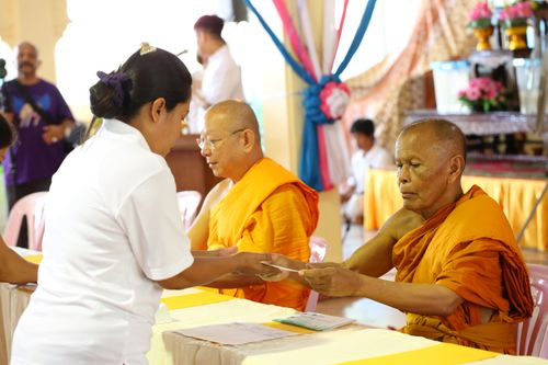 ภาพ No.29621:พิธีถวายสังฆทานแด่คณะสงฆ์ 323 วัด ใน 4 จังหวัดภาคใต้ ครั้งที่ 120