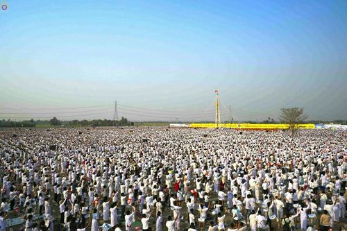 ภาพ No.23148:พิธีตอกเสาเข็มมงคล "มหาสุวรรณรัตนอินทขิล" สถาปนาสร้างอนุสรณ์สถาน มหาวิหารพระมงคลเทพมุนี สถานที่เผยแผ่ธรรมครั้งแรก ที่วัดบางปลา