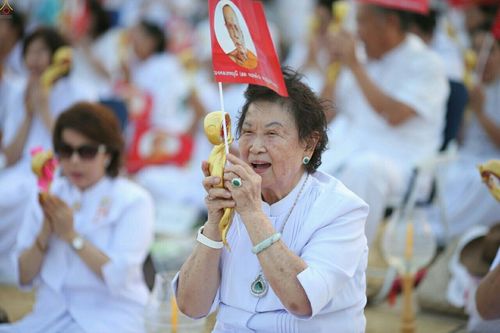 ภาพ No.23149:พิธีตอกเสาเข็มมงคล "มหาสุวรรณรัตนอินทขิล" สถาปนาสร้างอนุสรณ์สถาน มหาวิหารพระมงคลเทพมุนี สถานที่เผยแผ่ธรรมครั้งแรก ที่วัดบางปลา