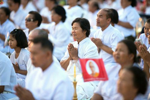 ภาพ No.23155:พิธีตอกเสาเข็มมงคล "มหาสุวรรณรัตนอินทขิล" สถาปนาสร้างอนุสรณ์สถาน มหาวิหารพระมงคลเทพมุนี สถานที่เผยแผ่ธรรมครั้งแรก ที่วัดบางปลา