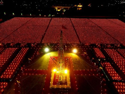 ภาพ No.23167:พิธีตอกเสาเข็มมงคล "มหาสุวรรณรัตนอินทขิล" สถาปนาสร้างอนุสรณ์สถาน มหาวิหารพระมงคลเทพมุนี สถานที่เผยแผ่ธรรมครั้งแรก ที่วัดบางปลา