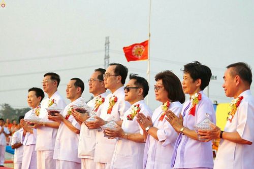 ภาพ No.23166:พิธีตอกเสาเข็มมงคล "มหาสุวรรณรัตนอินทขิล" สถาปนาสร้างอนุสรณ์สถาน มหาวิหารพระมงคลเทพมุนี สถานที่เผยแผ่ธรรมครั้งแรก ที่วัดบางปลา