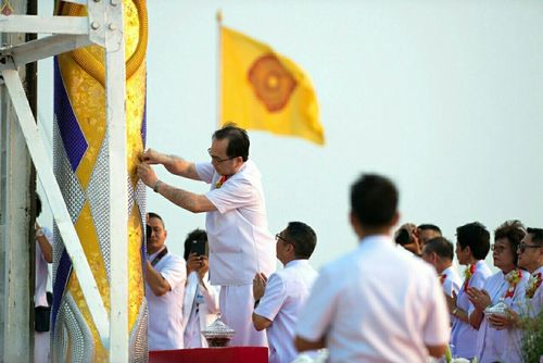 ภาพ No.23173:พิธีตอกเสาเข็มมงคล "มหาสุวรรณรัตนอินทขิล" สถาปนาสร้างอนุสรณ์สถาน มหาวิหารพระมงคลเทพมุนี สถานที่เผยแผ่ธรรมครั้งแรก ที่วัดบางปลา