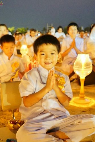 ภาพ No.23176:พิธีตอกเสาเข็มมงคล "มหาสุวรรณรัตนอินทขิล" สถาปนาสร้างอนุสรณ์สถาน มหาวิหารพระมงคลเทพมุนี สถานที่เผยแผ่ธรรมครั้งแรก ที่วัดบางปลา