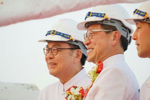 ภาพ No.23190:พิธีตอกเสาเข็มมงคล "มหาสุวรรณรัตนอินทขิล" สถาปนาสร้างอนุสรณ์สถาน มหาวิหารพระมงคลเทพมุนี สถานที่เผยแผ่ธรรมครั้งแรก ที่วัดบางปลา