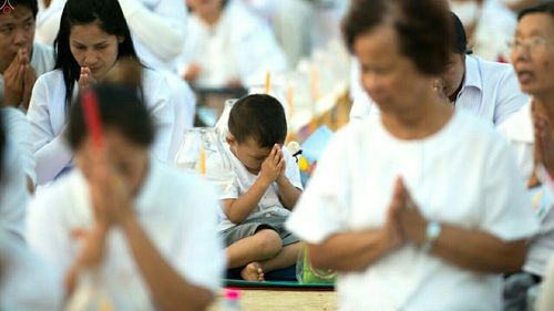 ภาพ No.23191:พิธีตอกเสาเข็มมงคล "มหาสุวรรณรัตนอินทขิล" สถาปนาสร้างอนุสรณ์สถาน มหาวิหารพระมงคลเทพมุนี สถานที่เผยแผ่ธรรมครั้งแรก ที่วัดบางปลา