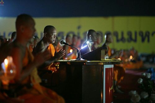 ภาพ No.23198:พิธีตอกเสาเข็มมงคล "มหาสุวรรณรัตนอินทขิล" สถาปนาสร้างอนุสรณ์สถาน มหาวิหารพระมงคลเทพมุนี สถานที่เผยแผ่ธรรมครั้งแรก ที่วัดบางปลา