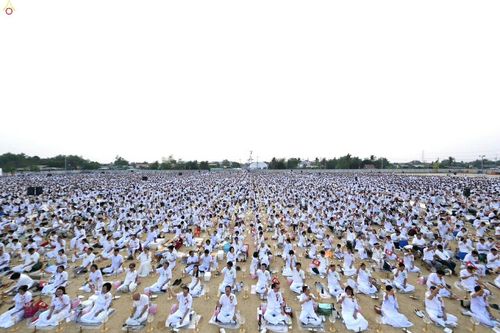 ภาพ No.23211:พิธีตอกเสาเข็มมงคล "มหาสุวรรณรัตนอินทขิล" สถาปนาสร้างอนุสรณ์สถาน มหาวิหารพระมงคลเทพมุนี สถานที่เผยแผ่ธรรมครั้งแรก ที่วัดบางปลา